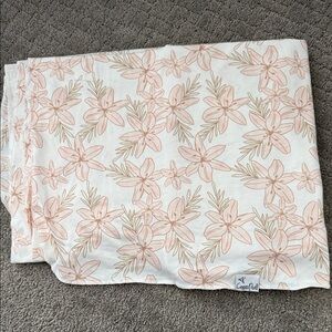 Copper Pearl Floral Baby Bib - Soft Pink and Cream